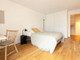 Mieszkanie do wynajęcia - Villa des Charmilles Paris, Francja, 242 m², 1473 USD (5802 PLN), NET-92943174
