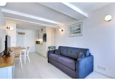 Mieszkanie do wynajęcia - Rue Montorgueil Paris, Francja, 34 m², 2142 USD (8632 PLN), NET-93018285