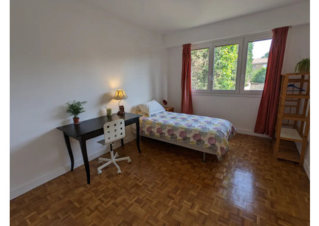 Mieszkanie do wynajęcia - Avenue Foch Saint-Maur-Des-Fosses, Francja, 65 m², 595 USD (2398 PLN), NET-93121818