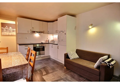 Mieszkanie do wynajęcia - Rue Notre-Dame de Nazareth Paris, Francja, 33 m², 1664 USD (6706 PLN), NET-93199945