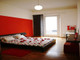 Mieszkanie do wynajęcia - Via Niccolò Paganini Milan, Włochy, 180 m², 968 USD (3813 PLN), NET-93355708