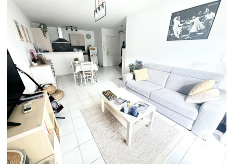 Mieszkanie na sprzedaż - Nimes, Francja, 58 m², 144 414 USD (599 320 PLN), NET-100816399