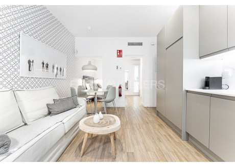 Mieszkanie do wynajęcia - Madrid, Hiszpania, 50 m², 2856 USD (11 166 PLN), NET-100073532