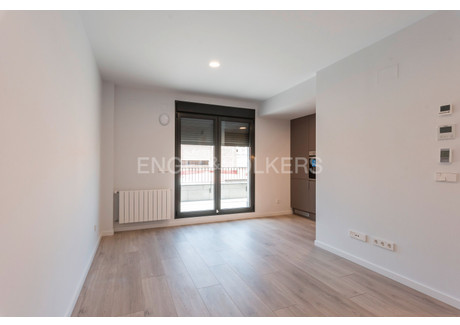 Mieszkanie do wynajęcia - Madrid, Hiszpania, 54 m², 1867 USD (7301 PLN), NET-101039577