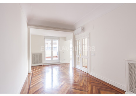 Mieszkanie do wynajęcia - Madrid, Hiszpania, 200 m², 3666 USD (15 032 PLN), NET-102442184