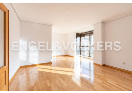 Mieszkanie do wynajęcia - Madrid, Hiszpania, 142 m², 2573 USD (10 548 PLN), NET-102834829