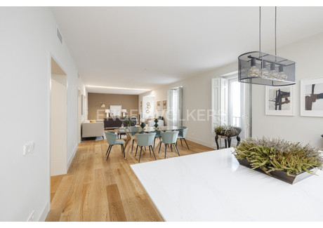 Mieszkanie na sprzedaż - Madrid, Hiszpania, 231 m², 1 963 459 USD (7 834 203 PLN), NET-96660876