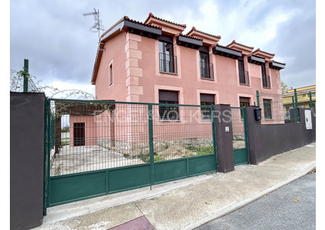 Dom na sprzedaż - La Estación, Hiszpania, 131 m², 193 751 USD (744 005 PLN), NET-96870938