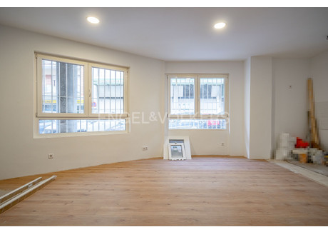 Mieszkanie na sprzedaż - Madrid, Hiszpania, 165 m², 503 088 USD (2 027 444 PLN), NET-97455858