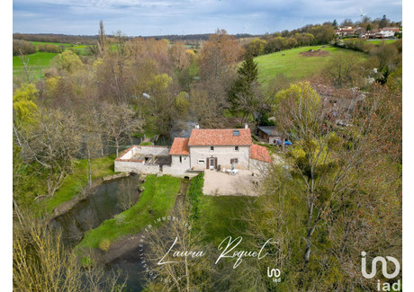 Dom na sprzedaż - Lizant, Francja, 131 m², 449 876 USD (1 727 524 PLN), NET-91983791