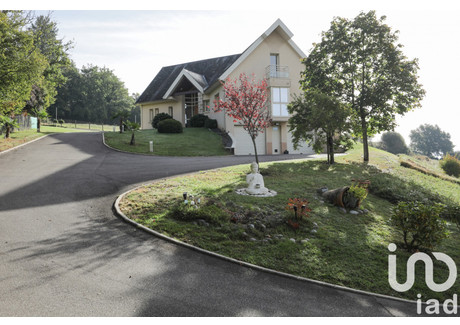 Dom na sprzedaż - Uzerche, Francja, 238 m², 540 755 USD (2 076 498 PLN), NET-99487257