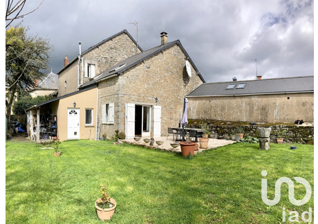 Dom na sprzedaż - Saint-Martin-Du-Puy, Francja, 235 m², 243 822 USD (933 837 PLN), NET-96381853