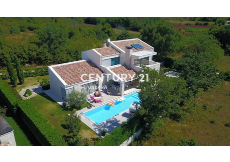 Dom na sprzedaż - Istarska Županija, Sveti Lovreč, Poreč(Parenzo), Chorwacja, 330 m², 966 436 USD (3 962 389 PLN), NET-102841514