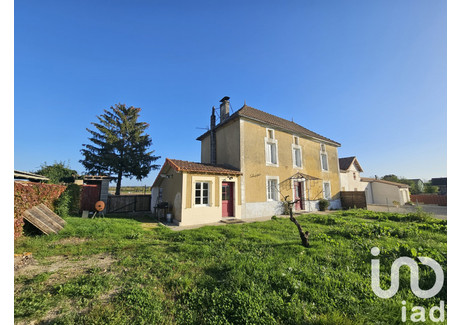 Dom na sprzedaż - Villognon, Francja, 143 m², 174 544 USD (715 630 PLN), NET-101777569