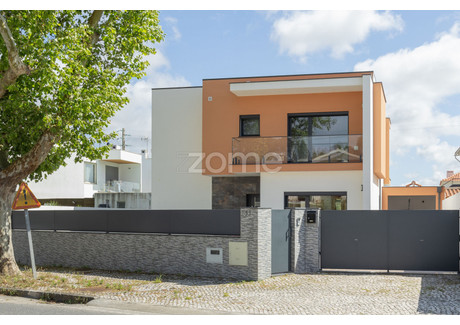 Dom na sprzedaż - Caldas Da Rainha, Portugalia, 180 m², 413 543 USD (1 716 202 PLN), NET-97374627