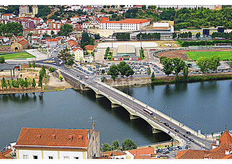 Działka na sprzedaż - Coimbra, Portugalia, 324 m², 46 882 USD (191 749 PLN), NET-93296887