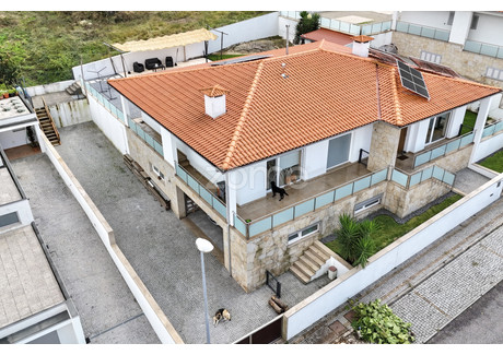 Dom na sprzedaż - Vila Nova De Famalicao, Portugalia, 190 m², 469 006 USD (1 922 924 PLN), NET-101490034