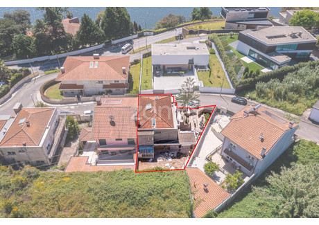 Dom na sprzedaż - Gondomar, Portugalia, 306 m², 550 645 USD (2 241 124 PLN), NET-102087963