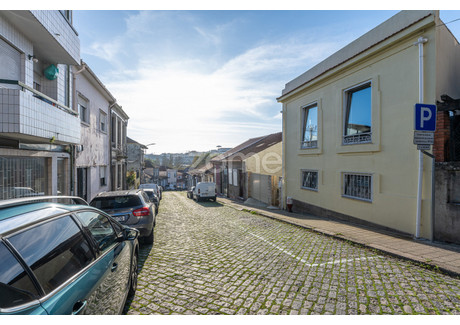 Dom na sprzedaż - Porto, Portugalia, 230 m², 716 649 USD (2 938 262 PLN), NET-102244231