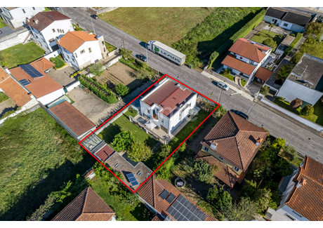 Dom na sprzedaż - Paredes, Portugalia, 260 m², 503 562 USD (1 933 680 PLN), NET-88471143