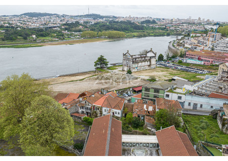 Dom na sprzedaż - Porto, Portugalia, 56 m², 180 259 USD (748 076 PLN), NET-96829419