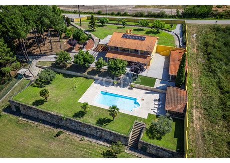 Dom na sprzedaż - Chaves, Portugalia, 376 m², 722 832 USD (2 797 358 PLN), NET-99706913