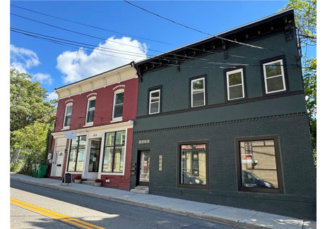 Mieszkanie do wynajęcia - 2674 W Main Street #2, Dutchess, NY Wappingers Falls, Usa, 89,19 m², 2495 USD (10 230 PLN), NET-101173149