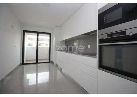 Mieszkanie na sprzedaż - Loures, Portugalia, 130 m², 534 616 USD (2 191 927 PLN), NET-92832803