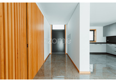 Dom na sprzedaż - Guimaraes, Portugalia, 100 m², 284 722 USD (1 164 511 PLN), NET-101750314