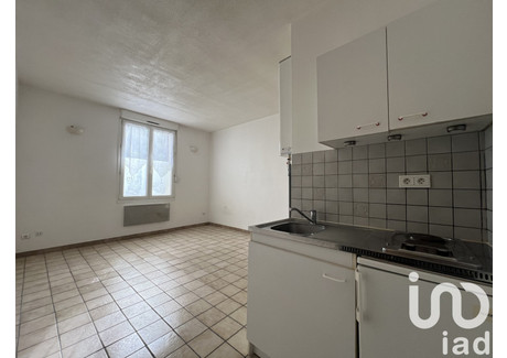 Mieszkanie na sprzedaż - Reims, Francja, 24 m², 98 933 USD (379 903 PLN), NET-97581247