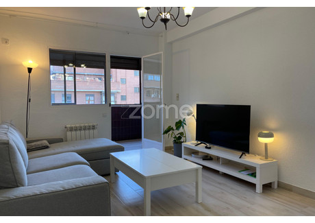 Mieszkanie do wynajęcia - Puerto Serrano Madrid, Hiszpania, 98 m², 515 USD (2137 PLN), NET-94964539