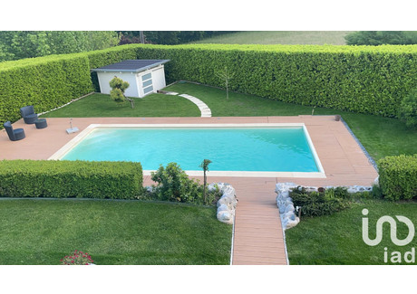 Dom na sprzedaż - Divonne-Les-Bains, Francja, 240 m², 1 732 804 USD (6 653 967 PLN), NET-97104310