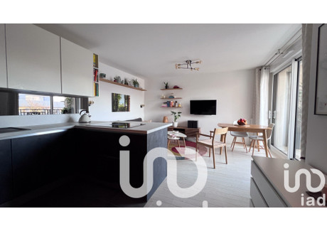 Mieszkanie na sprzedaż - Saint-Cloud, Francja, 59 m², 628 340 USD (2 475 660 PLN), NET-94672273