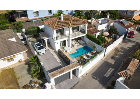 Dom na sprzedaż - Marbella, Hiszpania, 214,1 m², 1 719 019 USD (6 996 406 PLN), NET-100939165