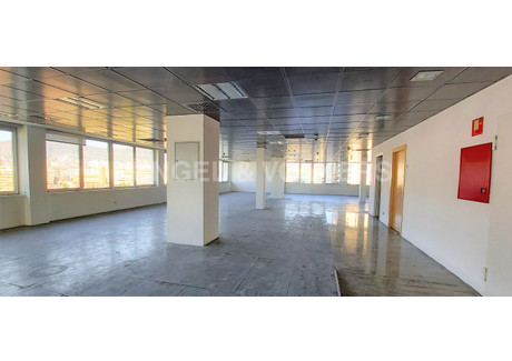 Biuro do wynajęcia - Barcelona, Hiszpania, 860 m², 24 560 USD (96 274 PLN), NET-96289145