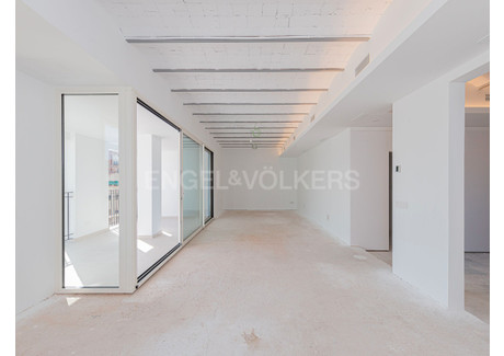 Biuro na sprzedaż - Barcelona, Hiszpania, 620 m², 6 082 997 USD (23 358 707 PLN), NET-99618692