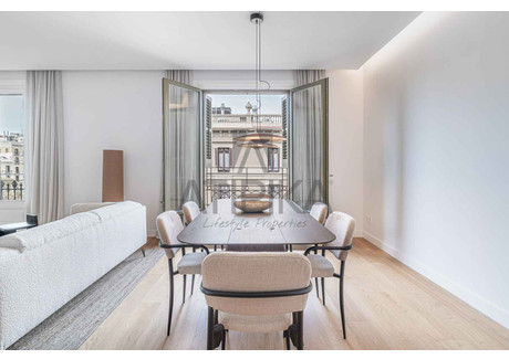 Mieszkanie na sprzedaż - Eixample - La Dreta de l'Eixample Barcelona, Hiszpania, 145 m², 2 112 523 USD (8 513 467 PLN), NET-93090182