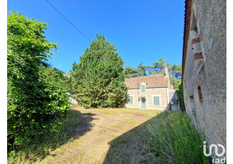 Dom na sprzedaż - Saint-Benoît-Sur-Loire, Francja, 220 m², 171 684 USD (703 904 PLN), NET-102129012