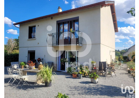 Dom na sprzedaż - Domerat, Francja, 144 m², 190 513 USD (731 570 PLN), NET-93510281