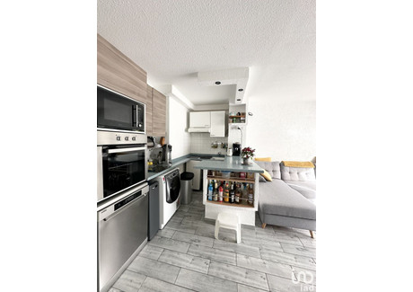 Mieszkanie na sprzedaż - Six-Fours-Les-Plages, Francja, 33 m², 224 050 USD (893 959 PLN), NET-97050774