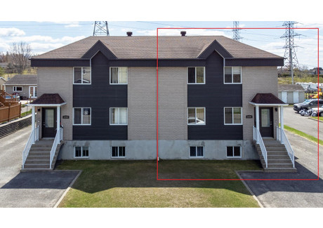 Dom na sprzedaż - 1482-1484 Ch. de Château-Bigot, Charlesbourg, QC G2L1H1, CA Charlesbourg, Kanada, 203 m², 458 242 USD (1 759 650 PLN), NET-96756469