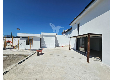 Dom na sprzedaż - Coronado (São Romão e São Mamede) Trofa, Portugalia, 200 m², 396 187 USD (1 521 359 PLN), NET-99491301