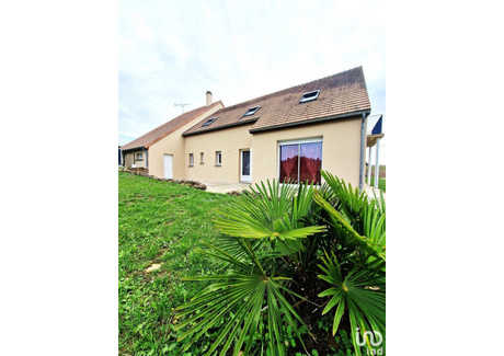 Dom na sprzedaż - Connerré, Francja, 160 m², 293 972 USD (1 158 250 PLN), NET-95166039