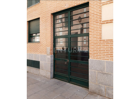 Komercyjne na sprzedaż - Toledo, Hiszpania, 29 m², 7610 USD (29 985 PLN), NET-96059629