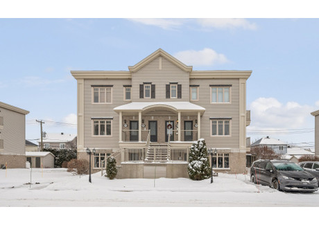 Mieszkanie na sprzedaż - 2962 Rue de Port-Louis, Les Rivières, QC G1M4B2, CA Les Rivières, Kanada, 100 m², 182 872 USD (744 288 PLN), NET-102898163