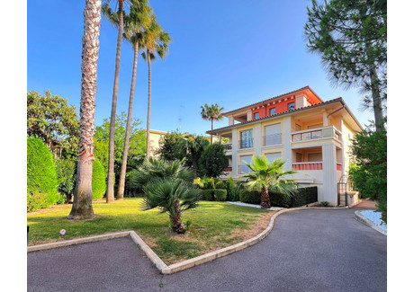 Mieszkanie na sprzedaż - 11 Avenue Edith Cavell Beaulieu-Sur-Mer, Francja, 50 m², 504 003 USD (2 031 132 PLN), NET-98117806