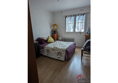 Mieszkanie na sprzedaż - Gray, Francja, 77 m², 126 381 USD (484 040 PLN), NET-96950224