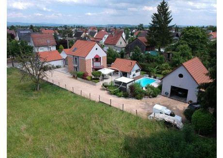 Dom na sprzedaż - Bartenheim, Francja, 200 m², 757 844 USD (2 910 122 PLN), NET-98459015