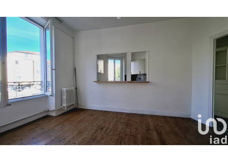 Mieszkanie na sprzedaż - Clermont-Ferrand, Francja, 61 m², 145 453 USD (596 359 PLN), NET-102088495