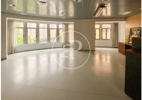 Mieszkanie do wynajęcia - Palma, Hiszpania, 450 m², 4635 USD (18 263 PLN), NET-97377318